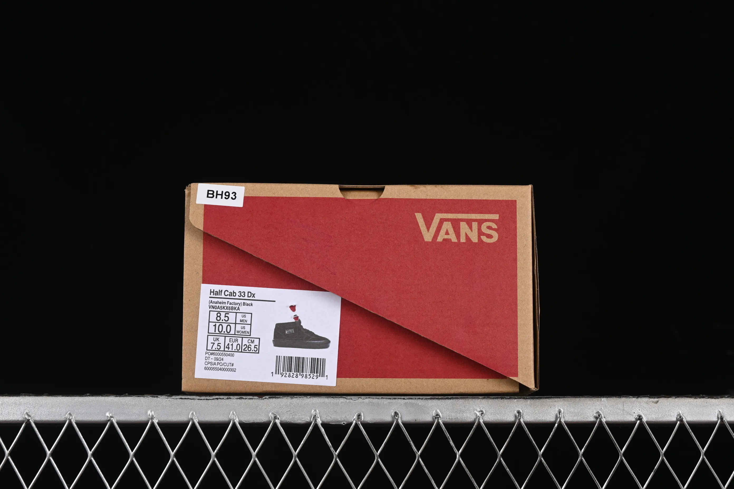 All categories Vans Vans series Vans Mid Vans China Vans Half Cab 33 DX Black Warrior Anaheim American retro casual skate shoes VN0A5KX6BKA